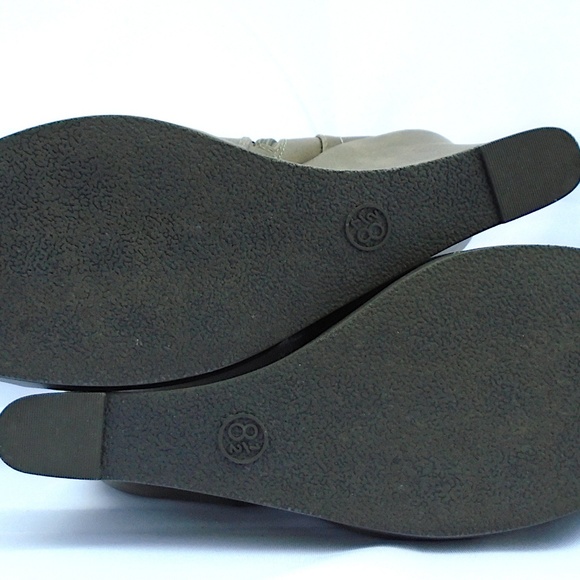 Mossimo Lace Up Sweater Wedge Boots Size 8.5 - Picture 4 of 7